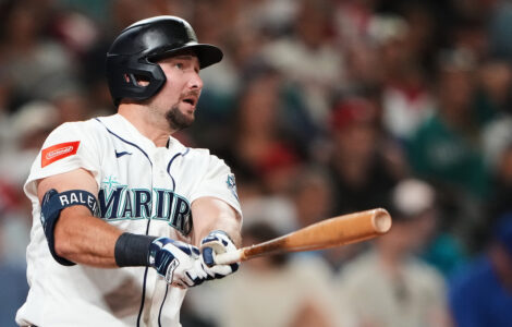 Cal Raleigh hits 3 homers as Mariners snap Phillies' 9-game win streak with 9-2 victory